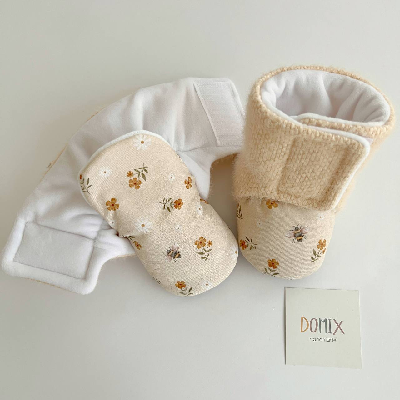 Boots Flowers - Domix