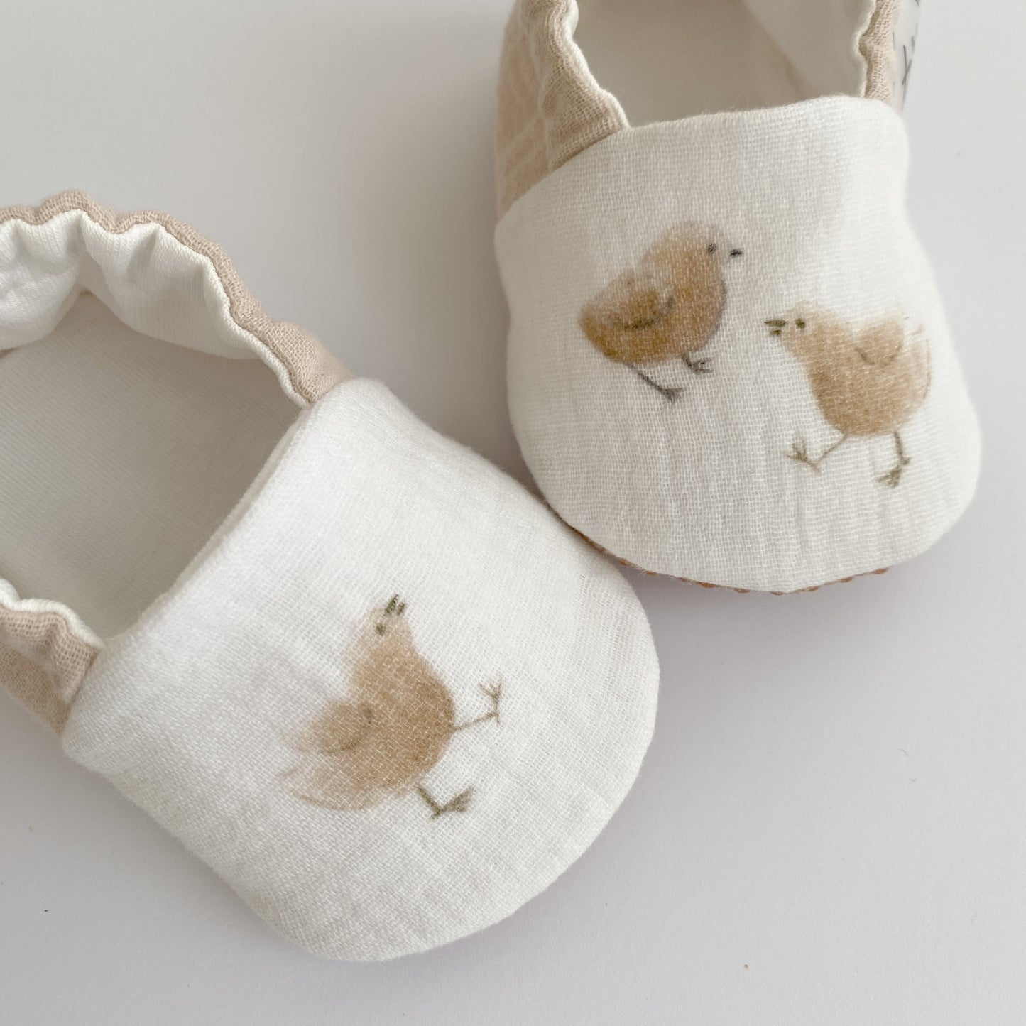 Chaussons bébé poulet