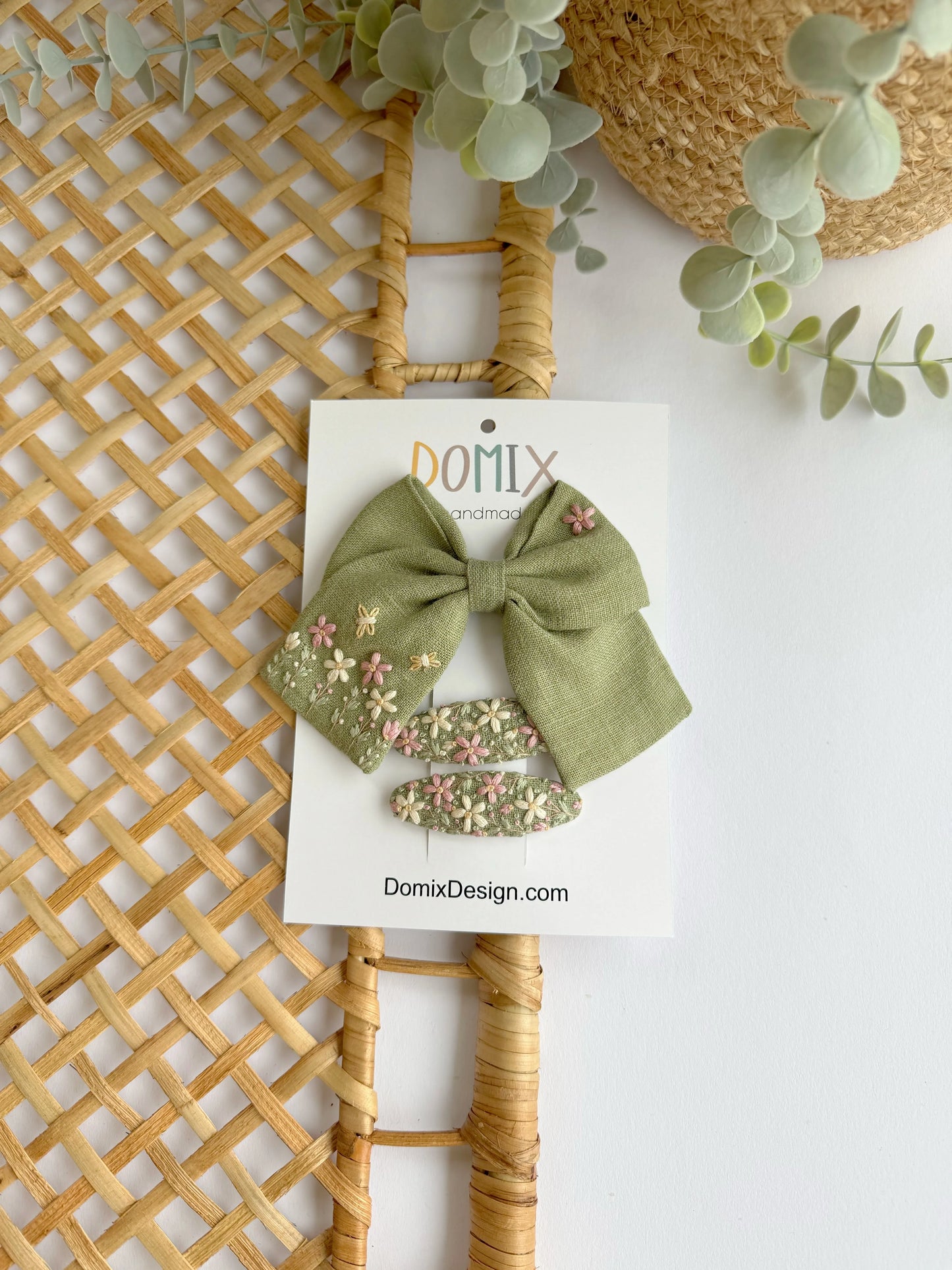Handcrafted Embroidery Clips - Domix