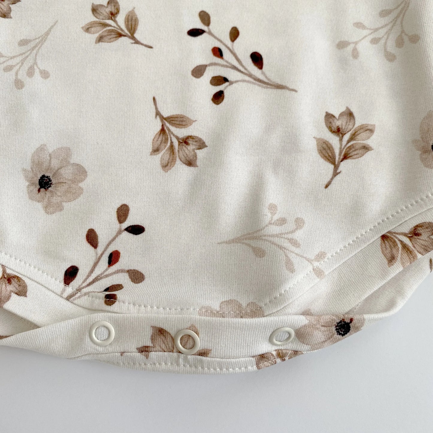 Elegant Floral Bodysuit - Domix