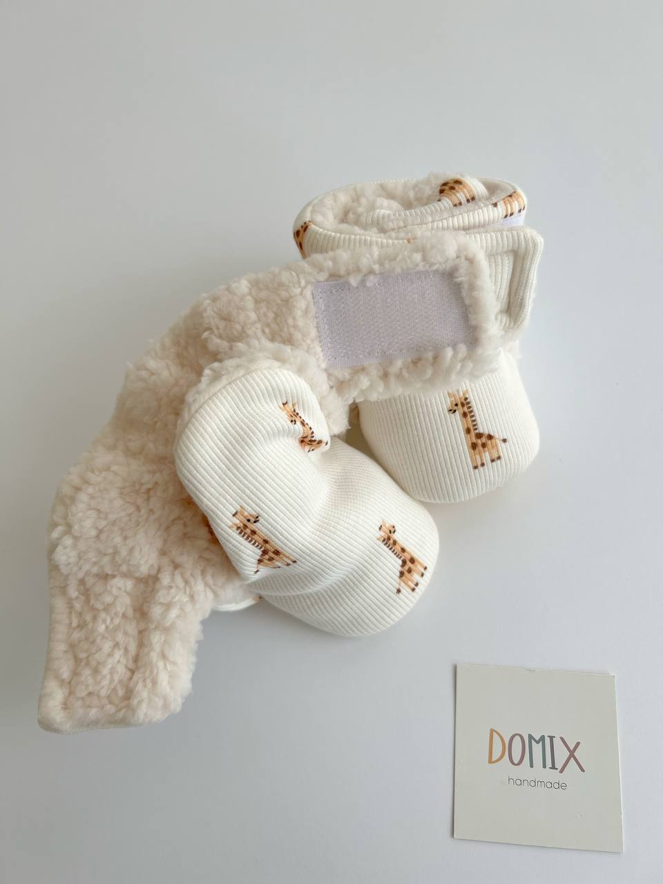 š¦ Giraffe Baby Booties ā Soft Handmade Warmth