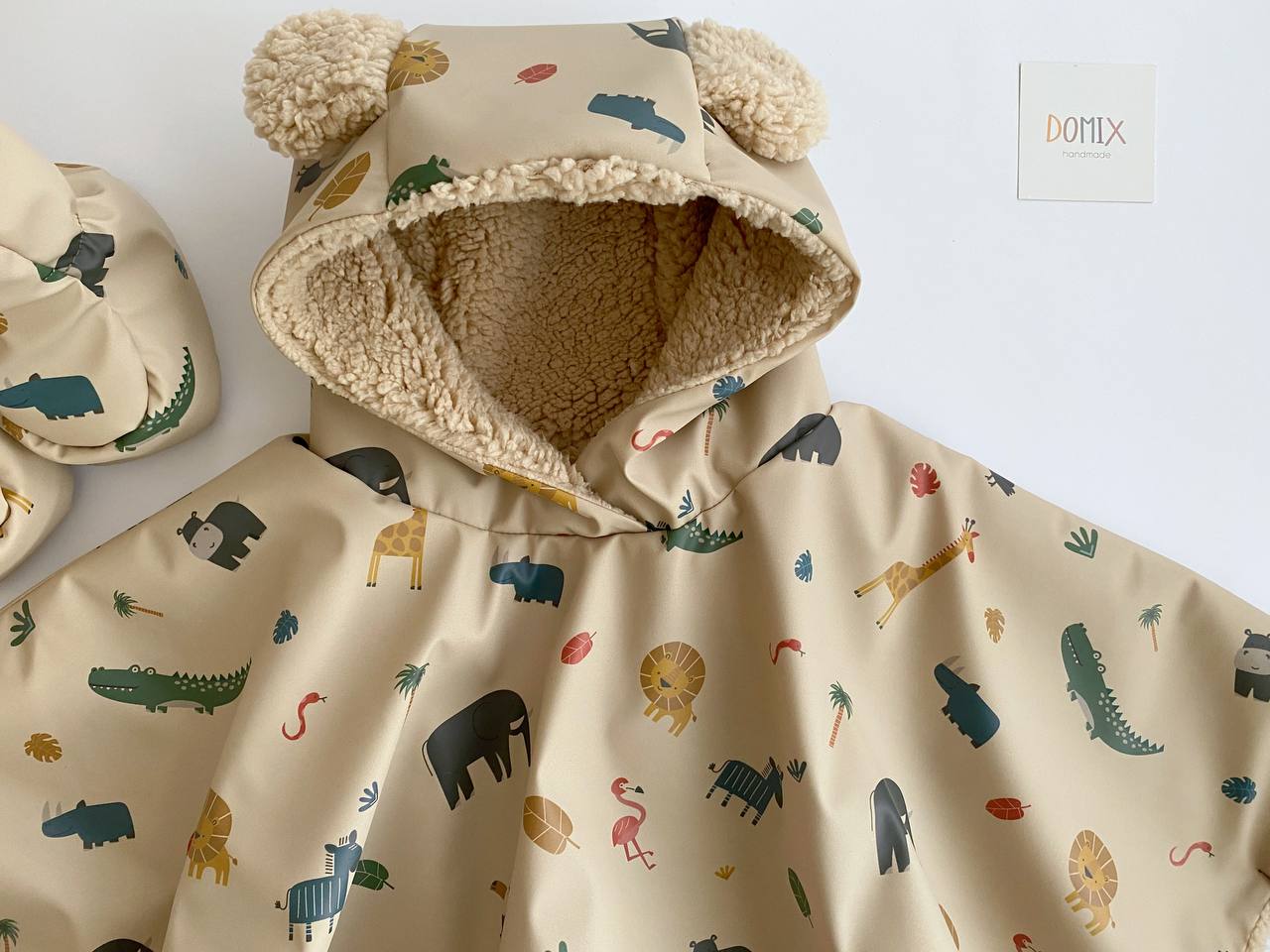 đŚ Safari Waterproof Poncho â Handmade Rain Protection with Style