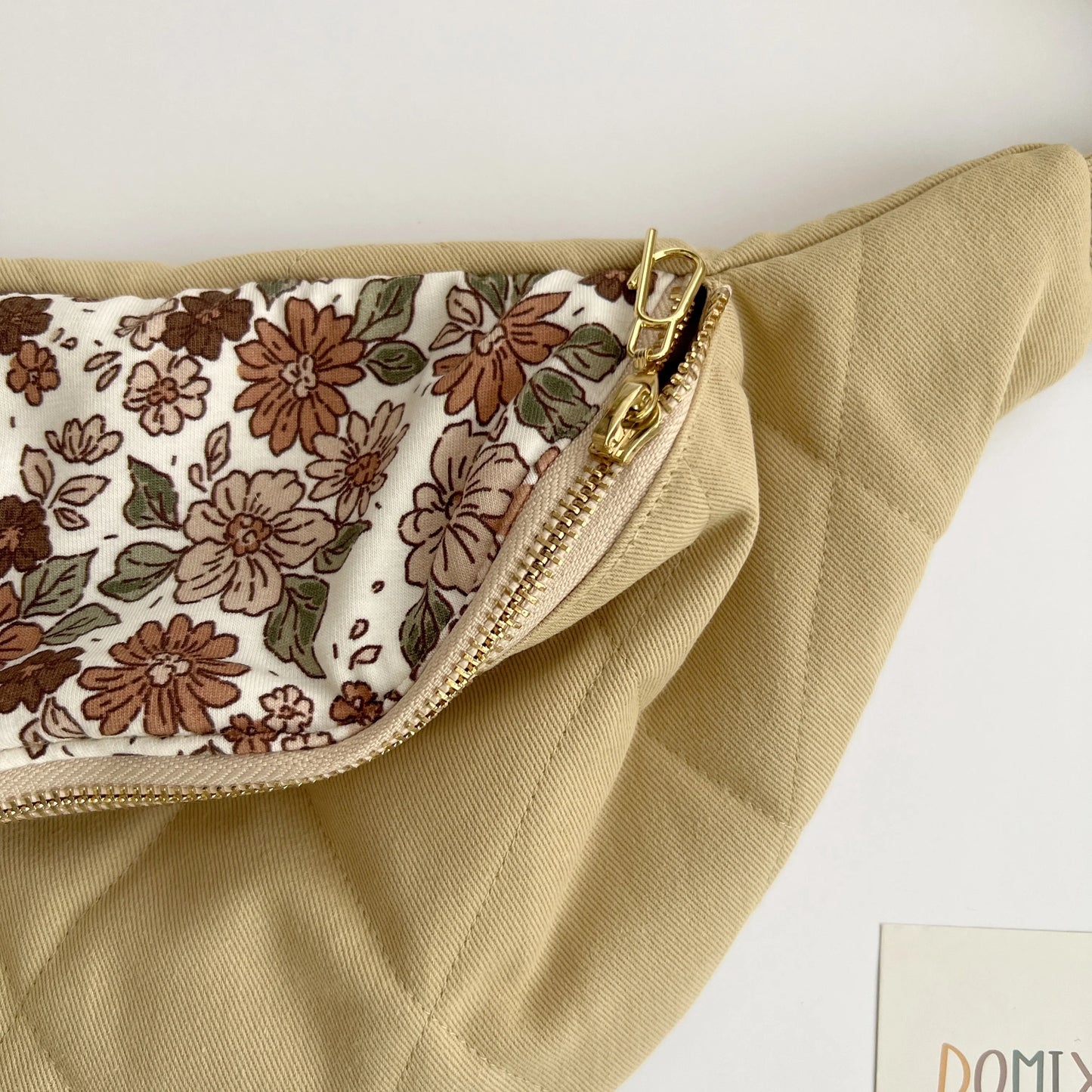 Banana Bag - Domix