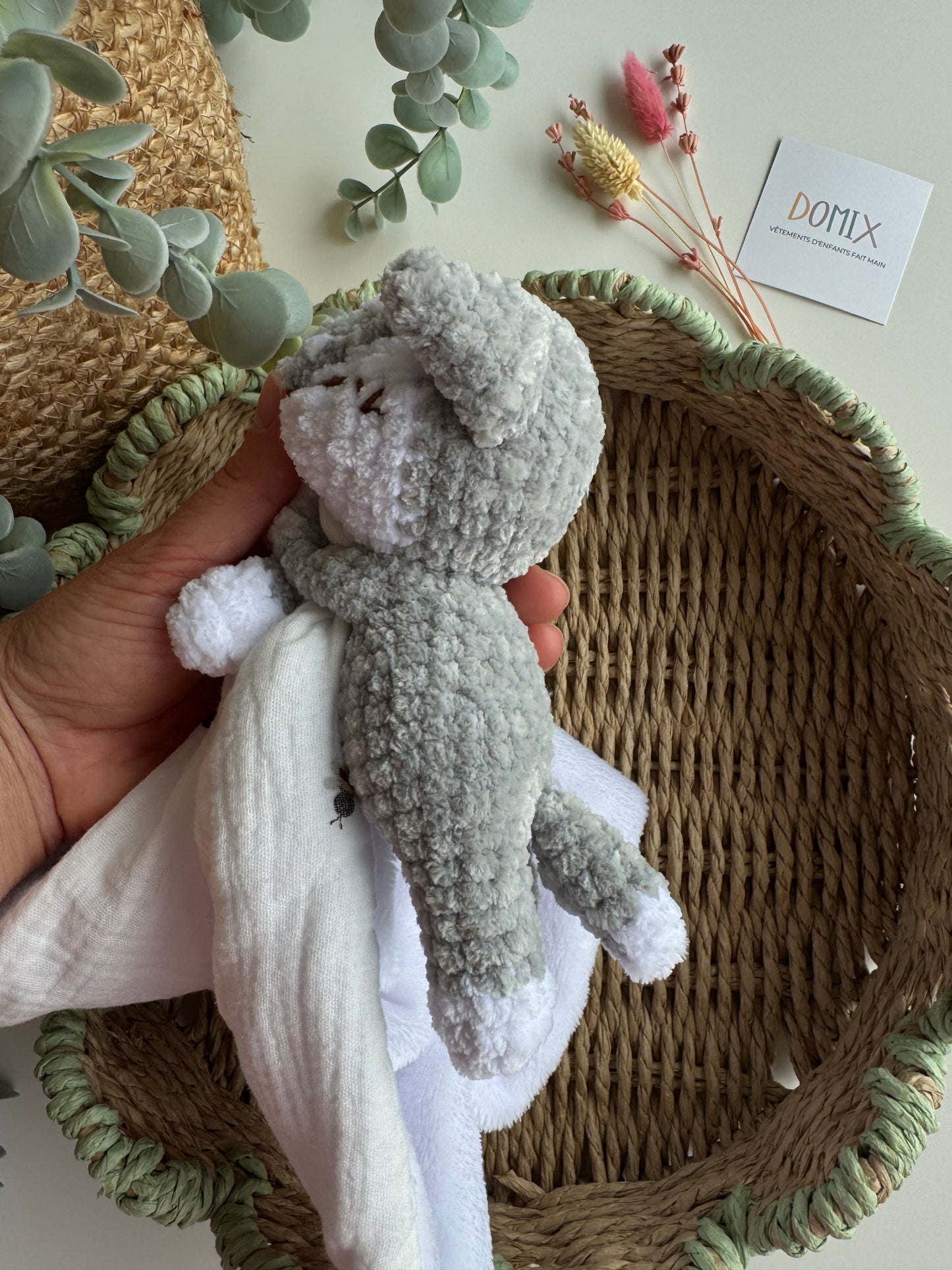 Doudou Bébé Lovey – Doudou Confort avec Couverture en Mousseline (Certifié CE)
