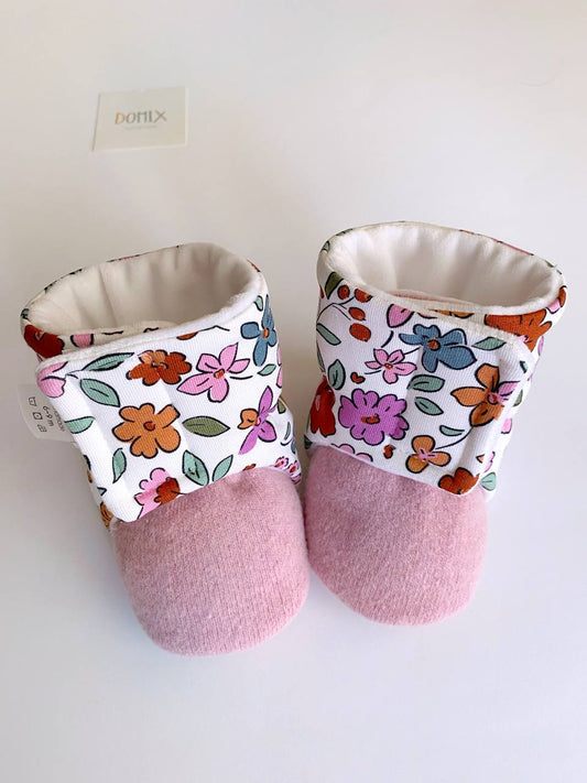 Blumen-Babyschuhe – Weich, handgemacht
