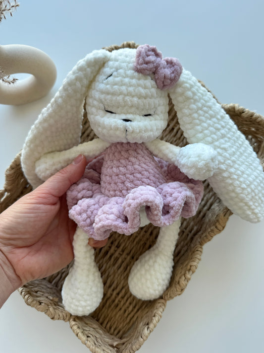 Peluche Lapin en Robe Rose – Douceur Bébé (30 cm)