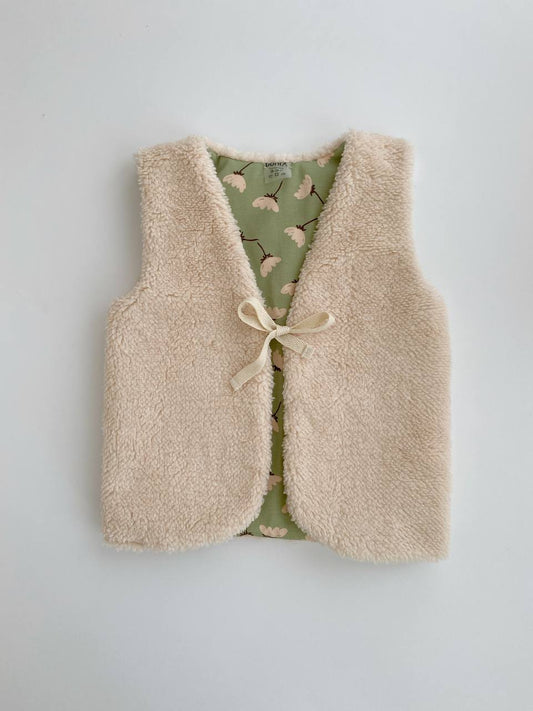 Sherpa Reversible Vest – Cream & Sage Floral