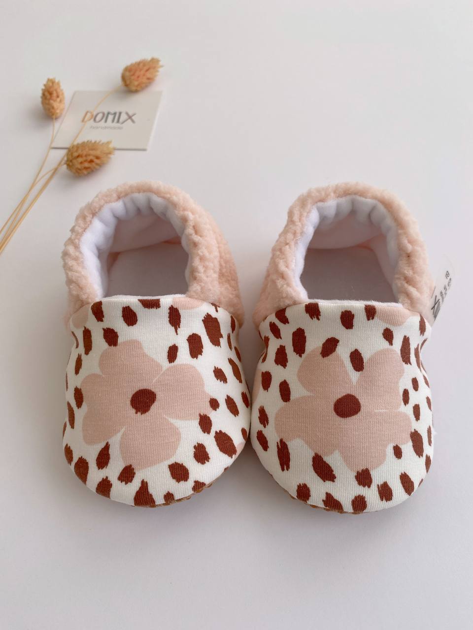 🌸 Floral Baby Slippers – Handmade Softness for Little Feet