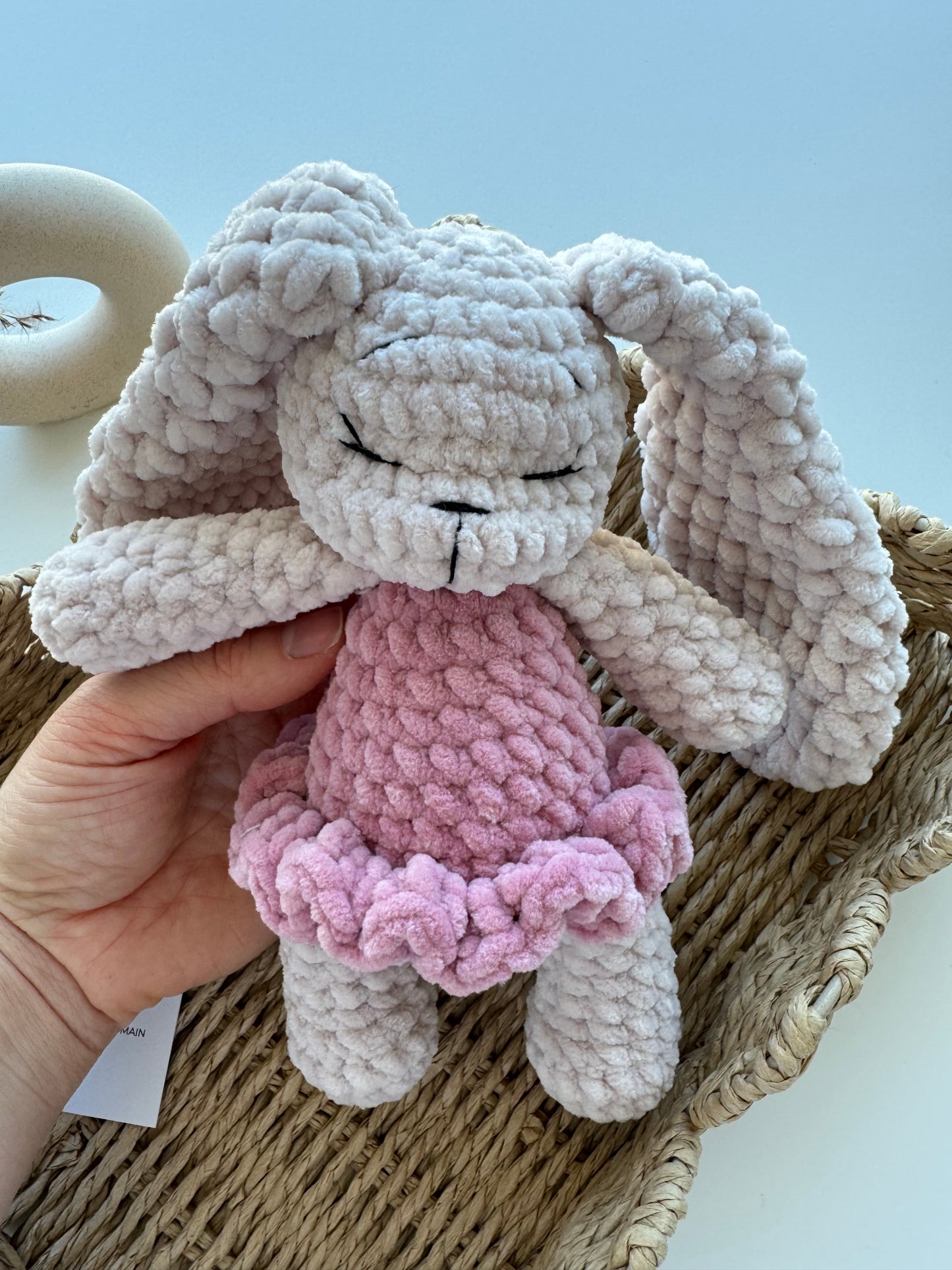 Peluche Lapin avec Robe – Poupée en Peluche (20 cm)