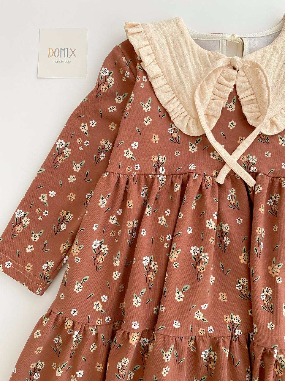 Floral Dress with Detachable Ruffle Collar