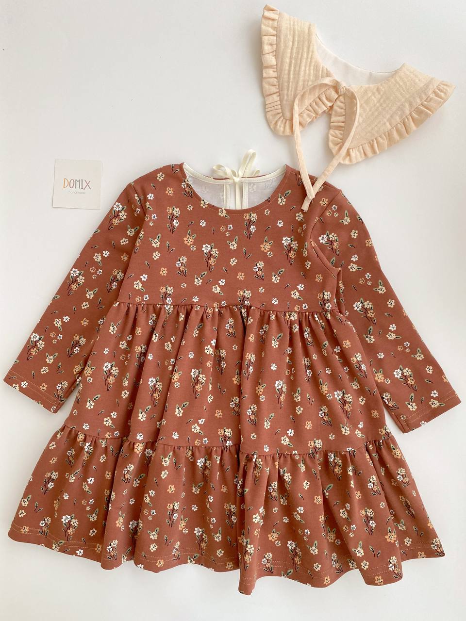 Floral Dress with Detachable Ruffle Collar