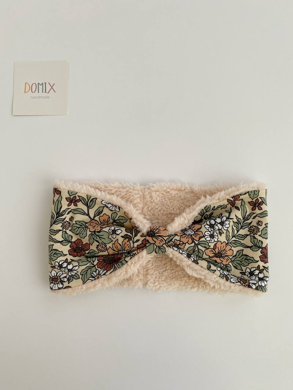 Blumen-Stirnband mit Knoten – Teddy & Jersey