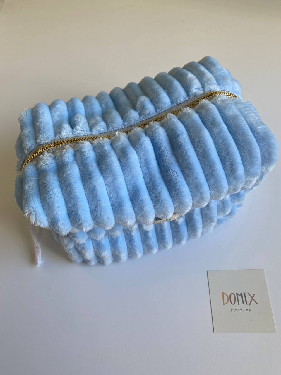 Trousse à maquillage en velours bleu – Sac à cosmétiques souple avec doublure imperméable | DOMIX