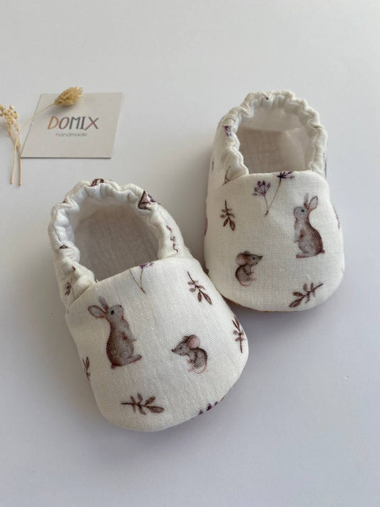 Handmade Baby Muslin Booties – Soft Cotton Newborn Slippers with Bunny Print
