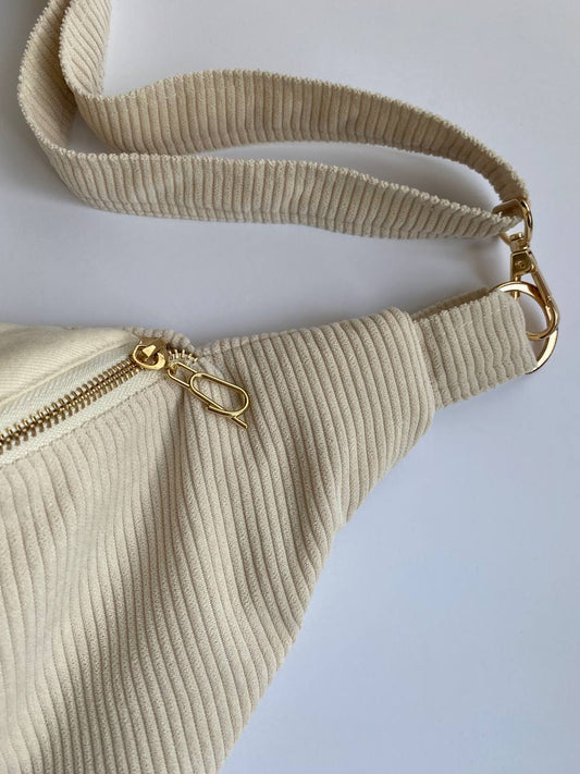 Handgemachte Kord-Gürteltasche – Creme Minimalistische Crossbody Bauchtasche