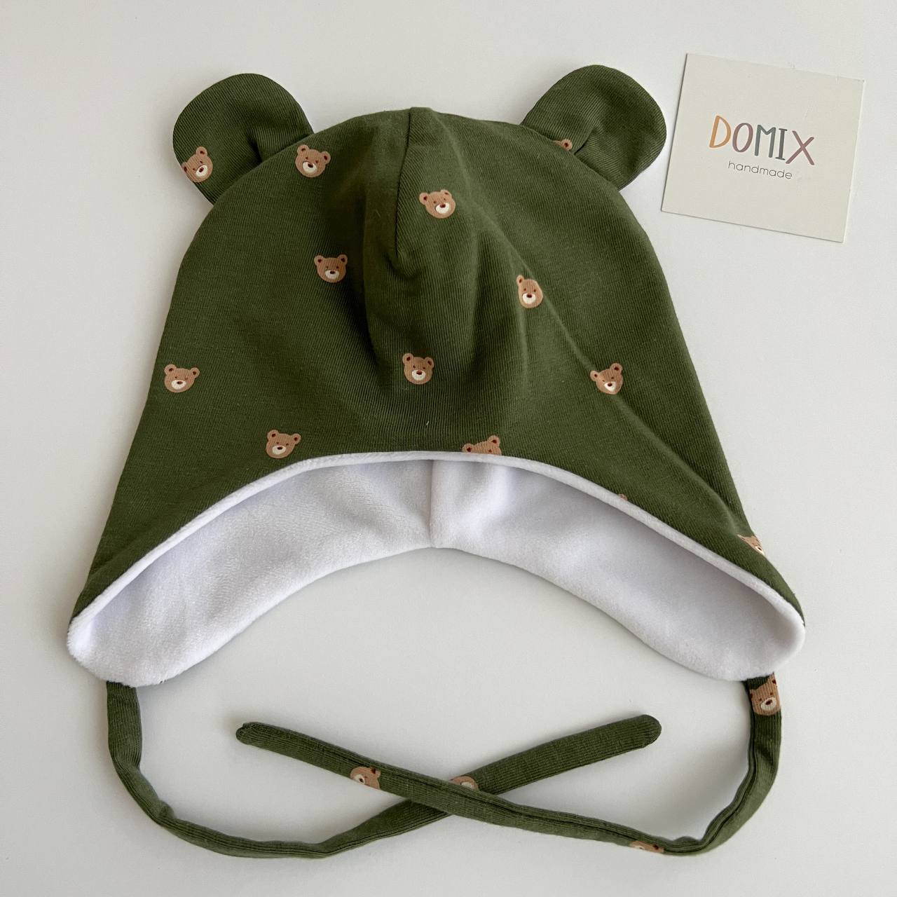 Chapeau avec liens 